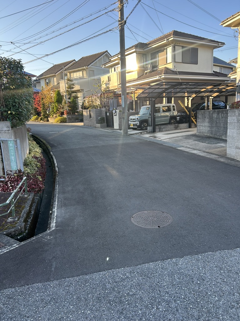 補修後：アスファルト補修完了