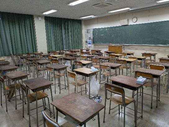 神戸高専４年生普通教室の室内［神戸市北区］神戸市会議員 堂下豊史